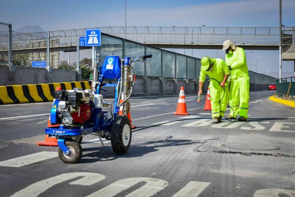 Señalización y demarcación vial​